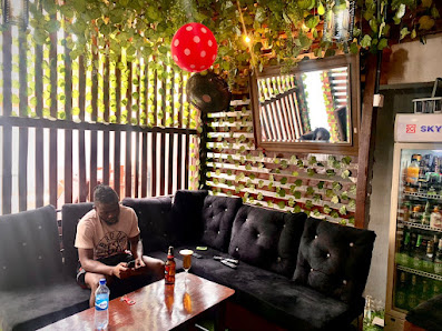 Golden Estate estate near Green Estate - 0.4km away