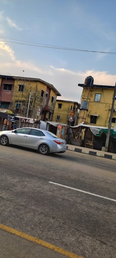 Iponri Estate estate near Dayspring Garden Estate - 1.4km away